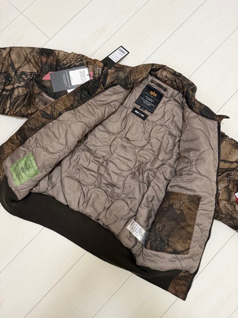 WIND AND SEA(ウィンダンシー) フライトジャケット カモフラ総柄