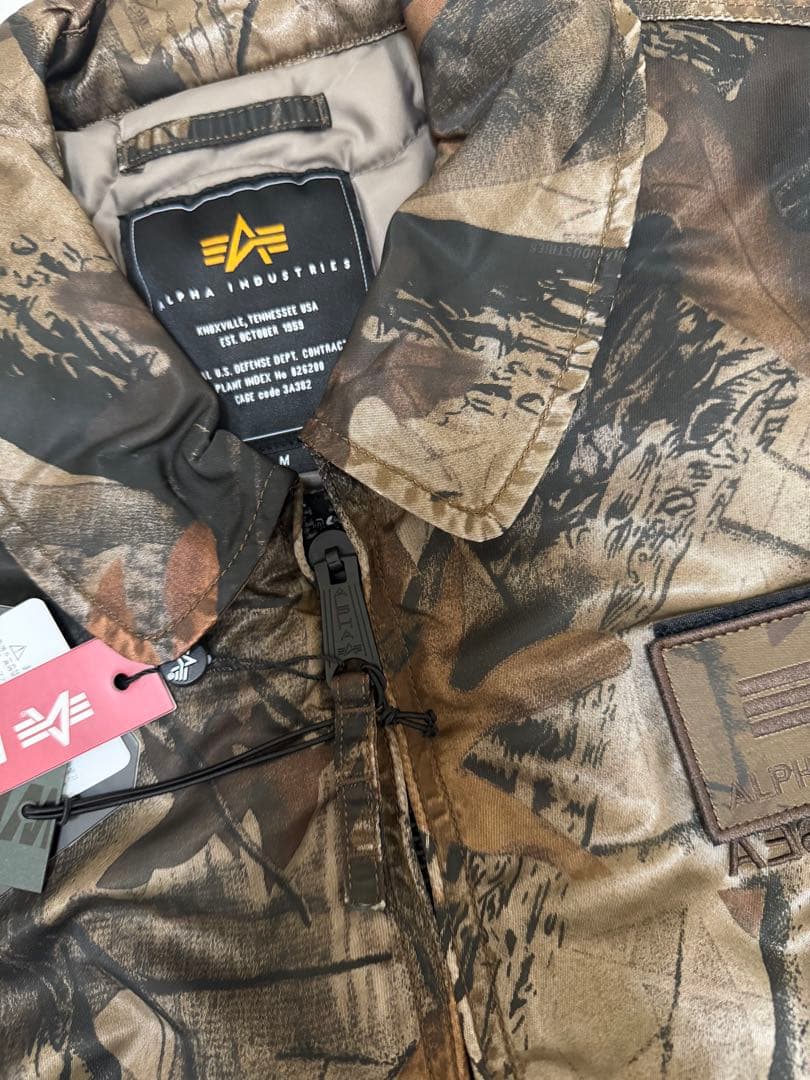 WIND AND SEA(ウィンダンシー) フライトジャケット カモフラ総柄