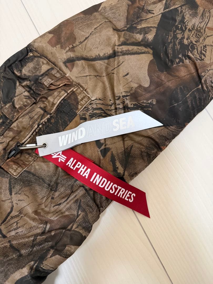WIND AND SEA(ウィンダンシー) フライトジャケット カモフラ総柄