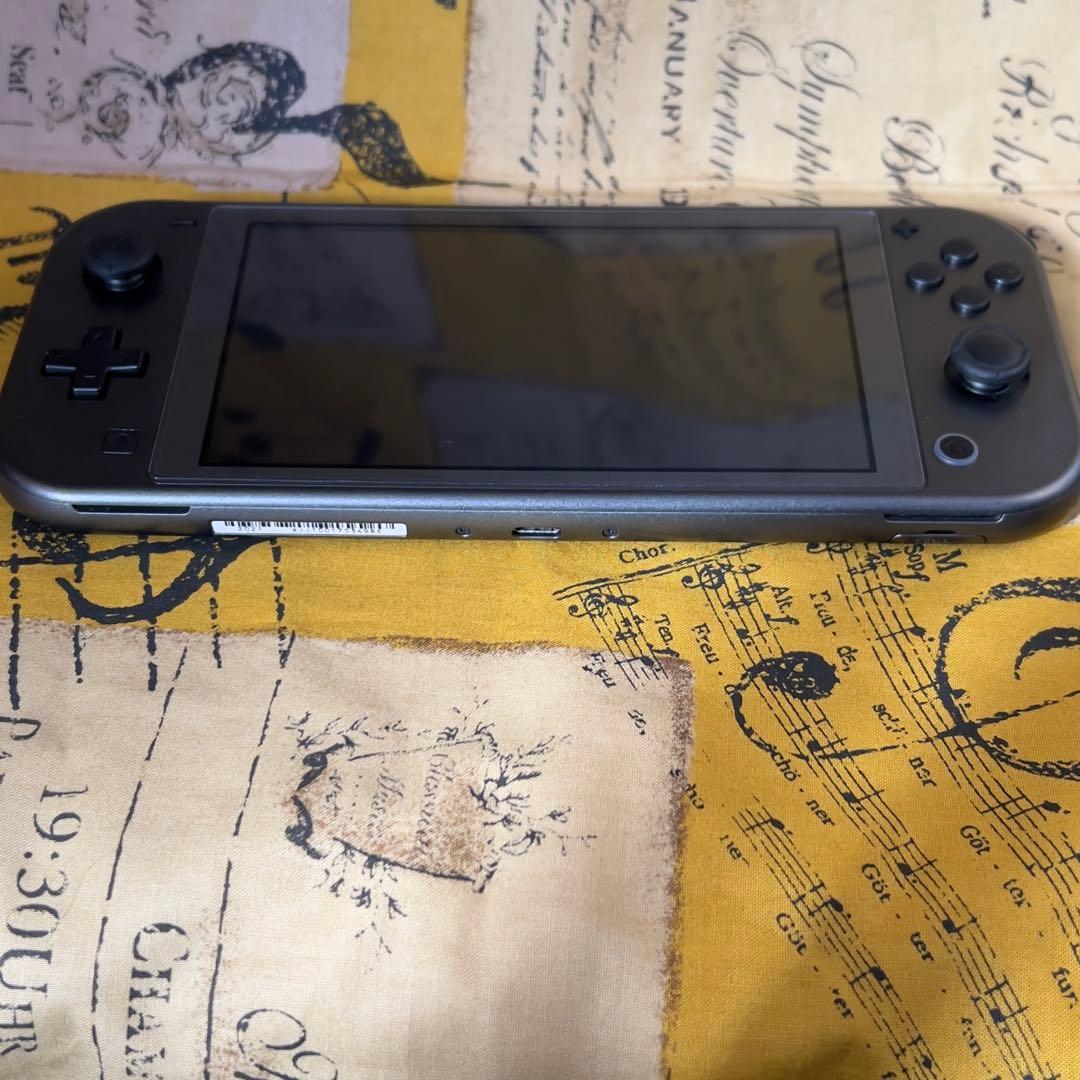 【中古】Switch lite ディアルガ・パルキア モデル
