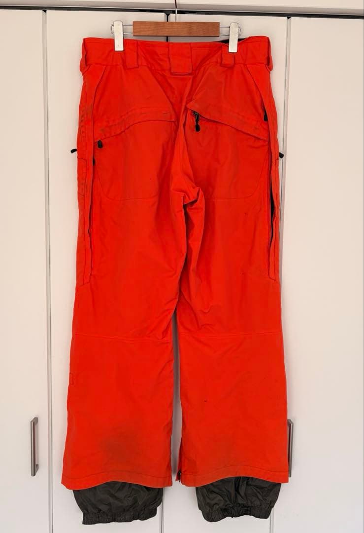 Burton AK GORE-TEX 2L スタッガーパンツ　オレンジ
