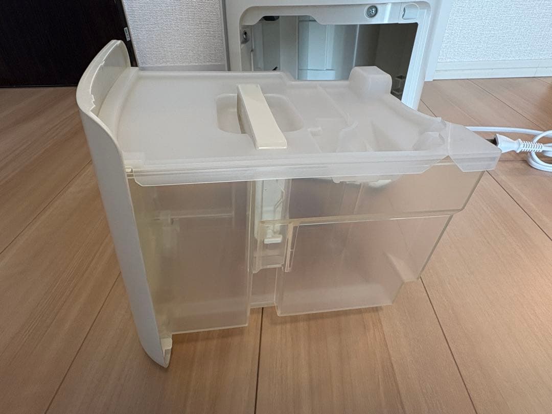 【りゅうのすけ】SHARP 除湿機 CV-PH140-W（2022年製）