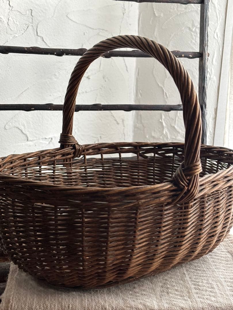 フランスアンティーク　バスケット　籐籠