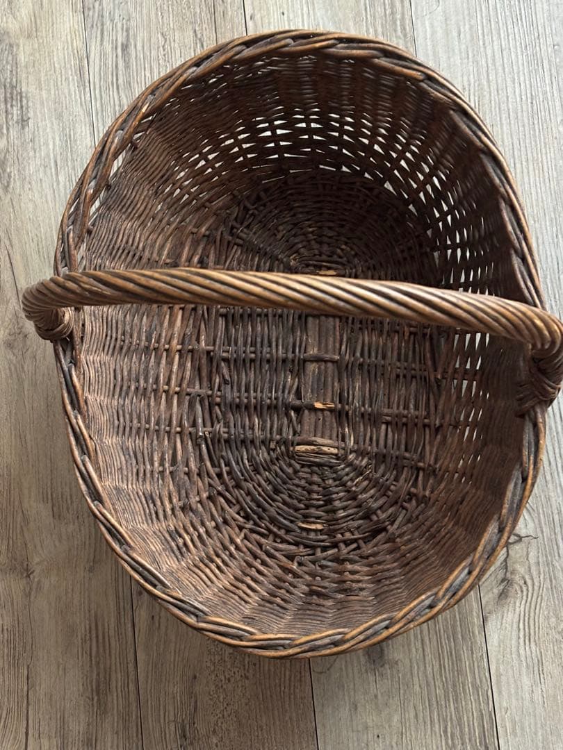 フランスアンティーク　バスケット　籐籠