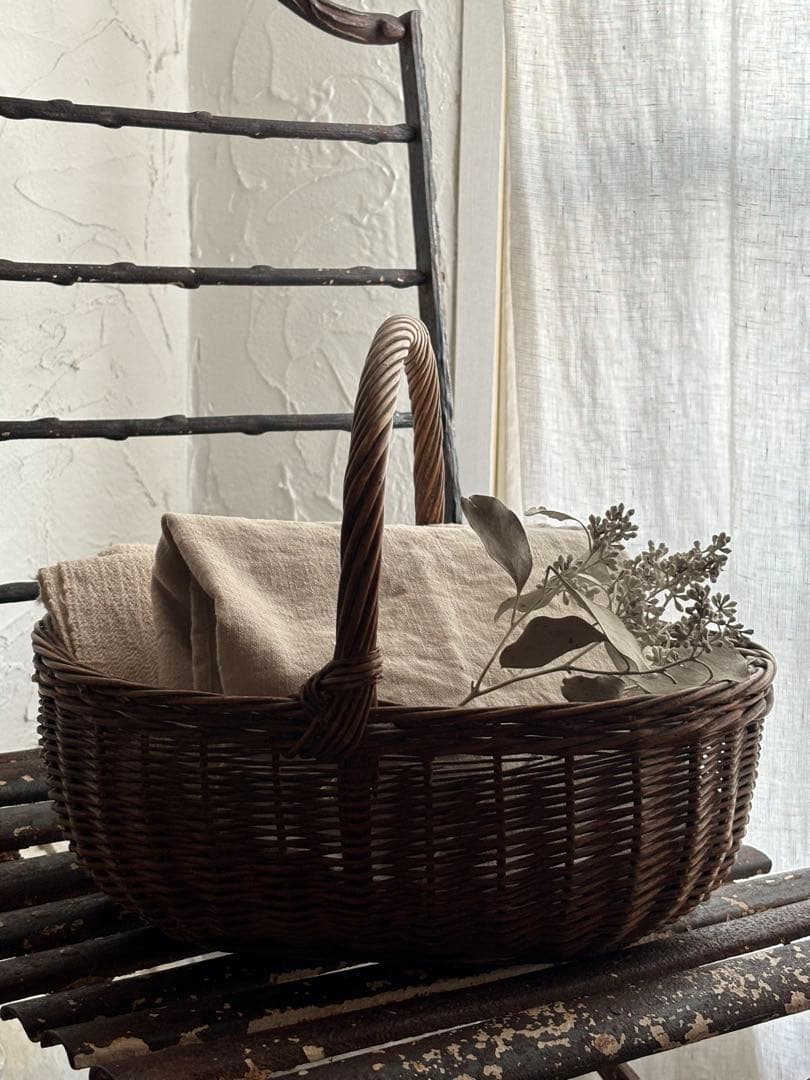 フランスアンティーク　バスケット　籐籠