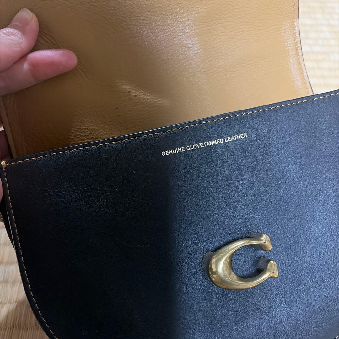 黒 レザー ハーフムーン ショルダーバッグ