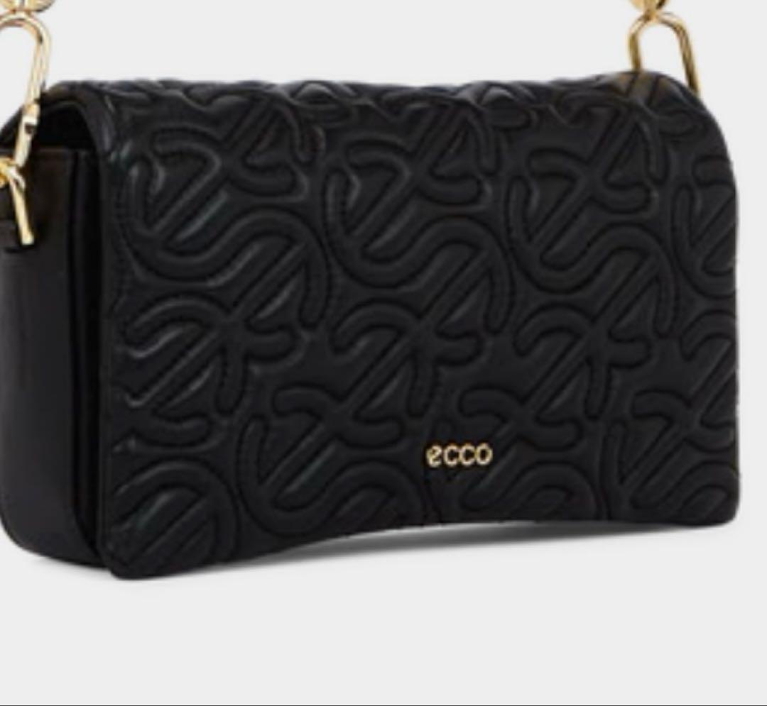 【新品】ECCO Pinch Bag Quilted Wave レザーバック