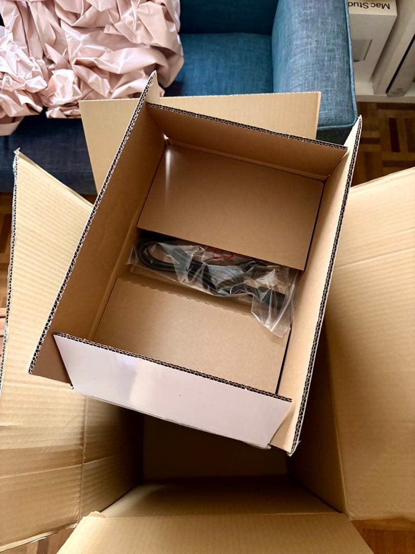 ADAM AUDIO T5V ペア　新品　未使用