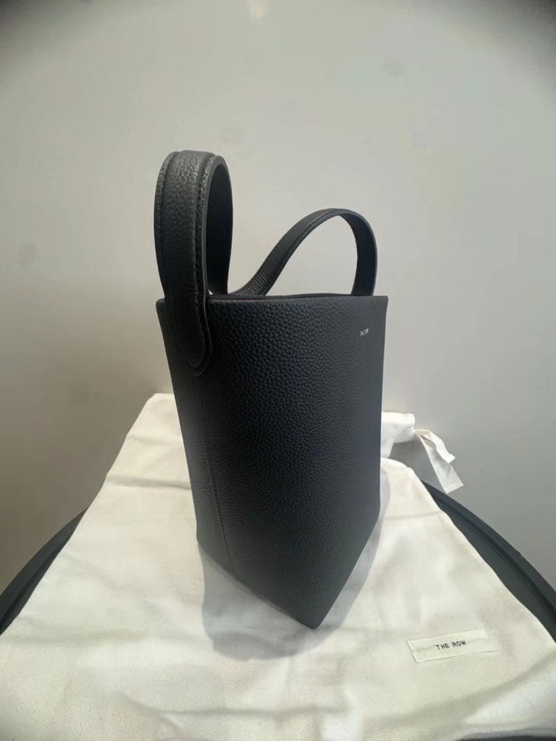 THE ROW ザロウ トートバッグ Small N/S