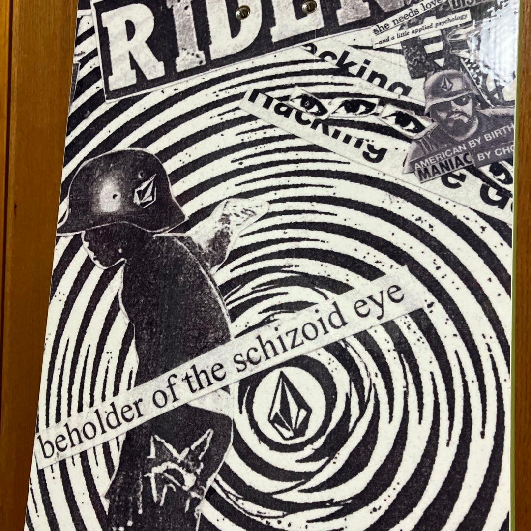 28 訳あり　レア‼︎ ボルコム volcom 非売品　スノーボード　ボード　板