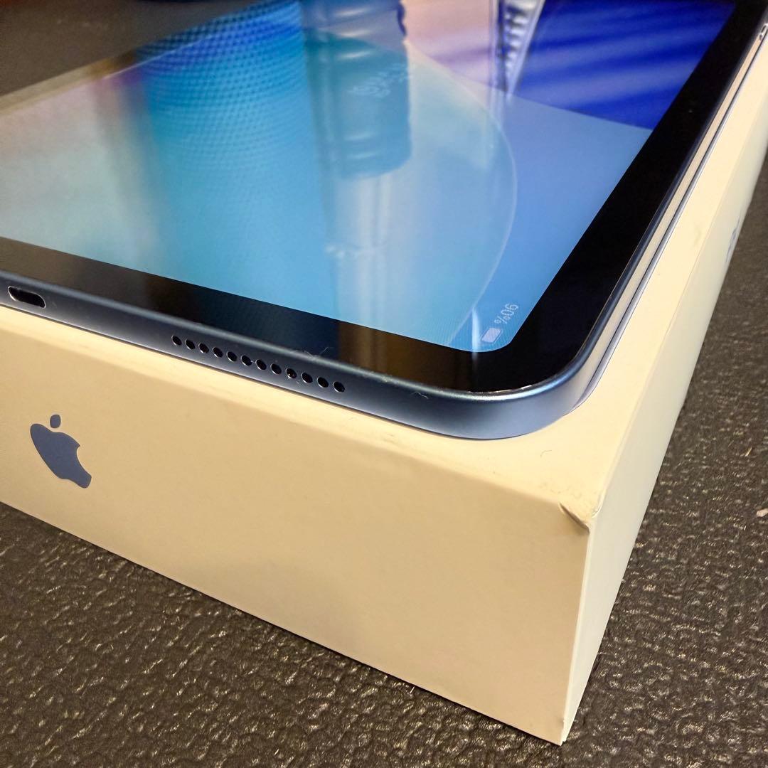 【美品】iPad第10世代64GBブルーWi-Fiモデル(付属品未使用)
