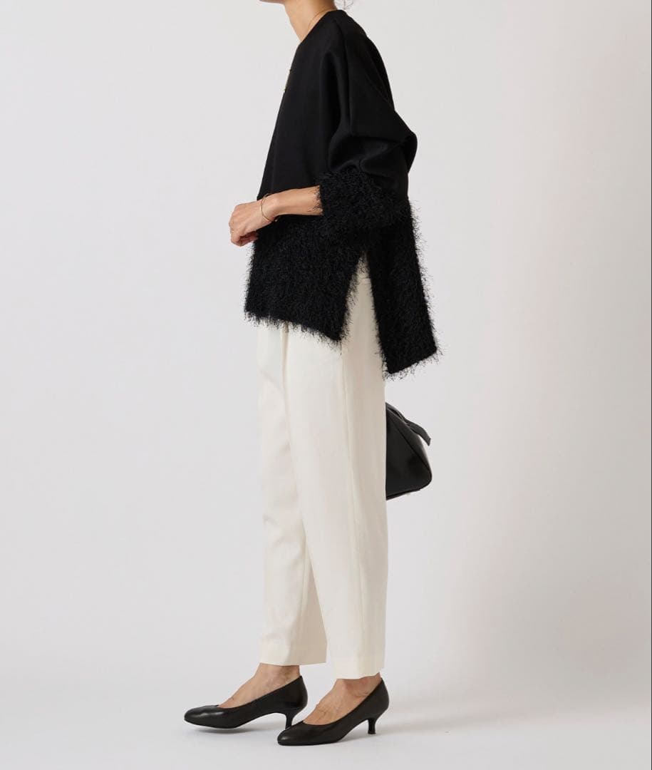 BEARDSLEY ファンシーニットコンビプルオーバー ガリャルダガランテ