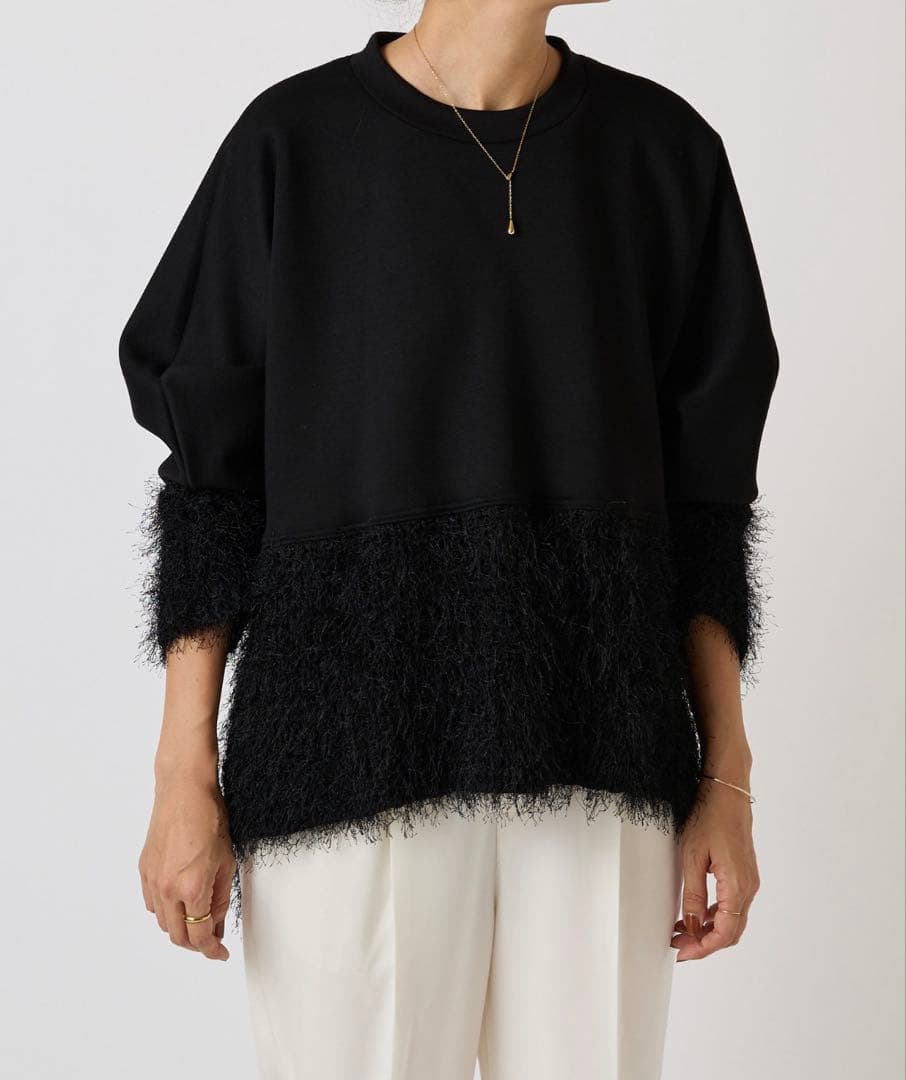 BEARDSLEY ファンシーニットコンビプルオーバー ガリャルダガランテ