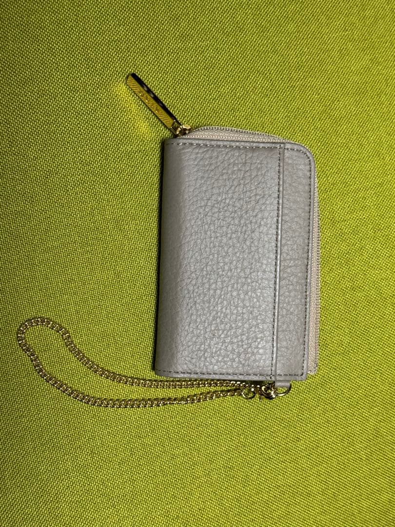 A　アタオ ATAO キーケース グレージュ 未使用に近い