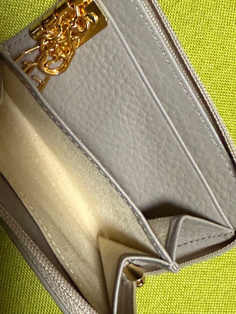 A　アタオ ATAO キーケース グレージュ 未使用に近い