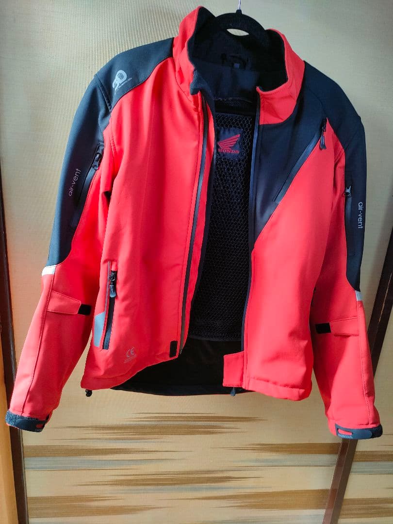 ホンダ プロテクトソフトシェルパーカー秋冬ジャケット 赤 、黒