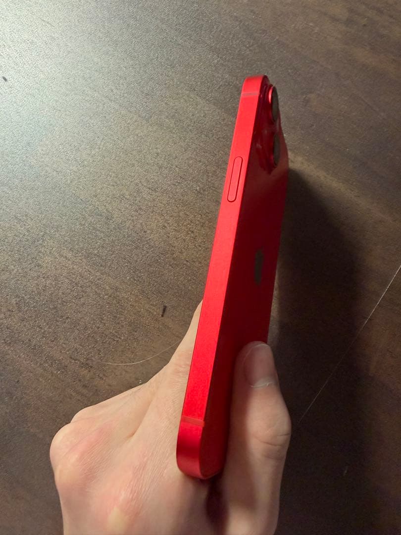 【極美品】iPhone 14 レッド