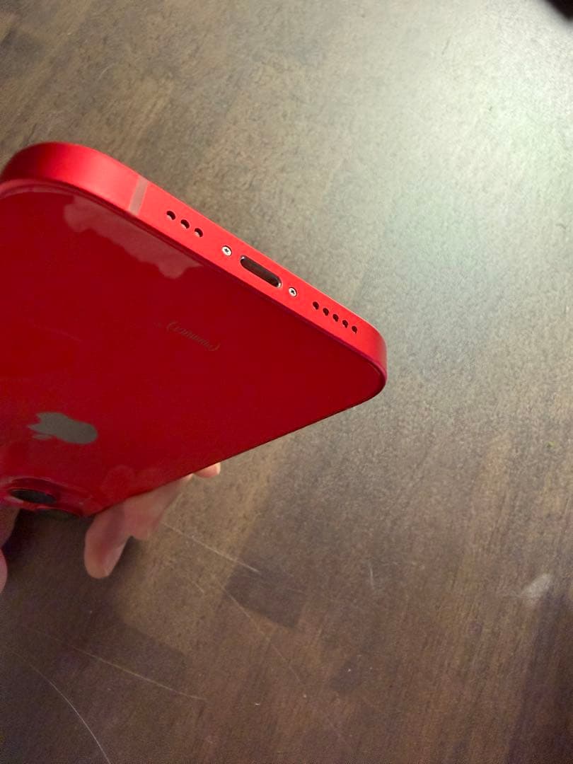 【極美品】iPhone 14 レッド