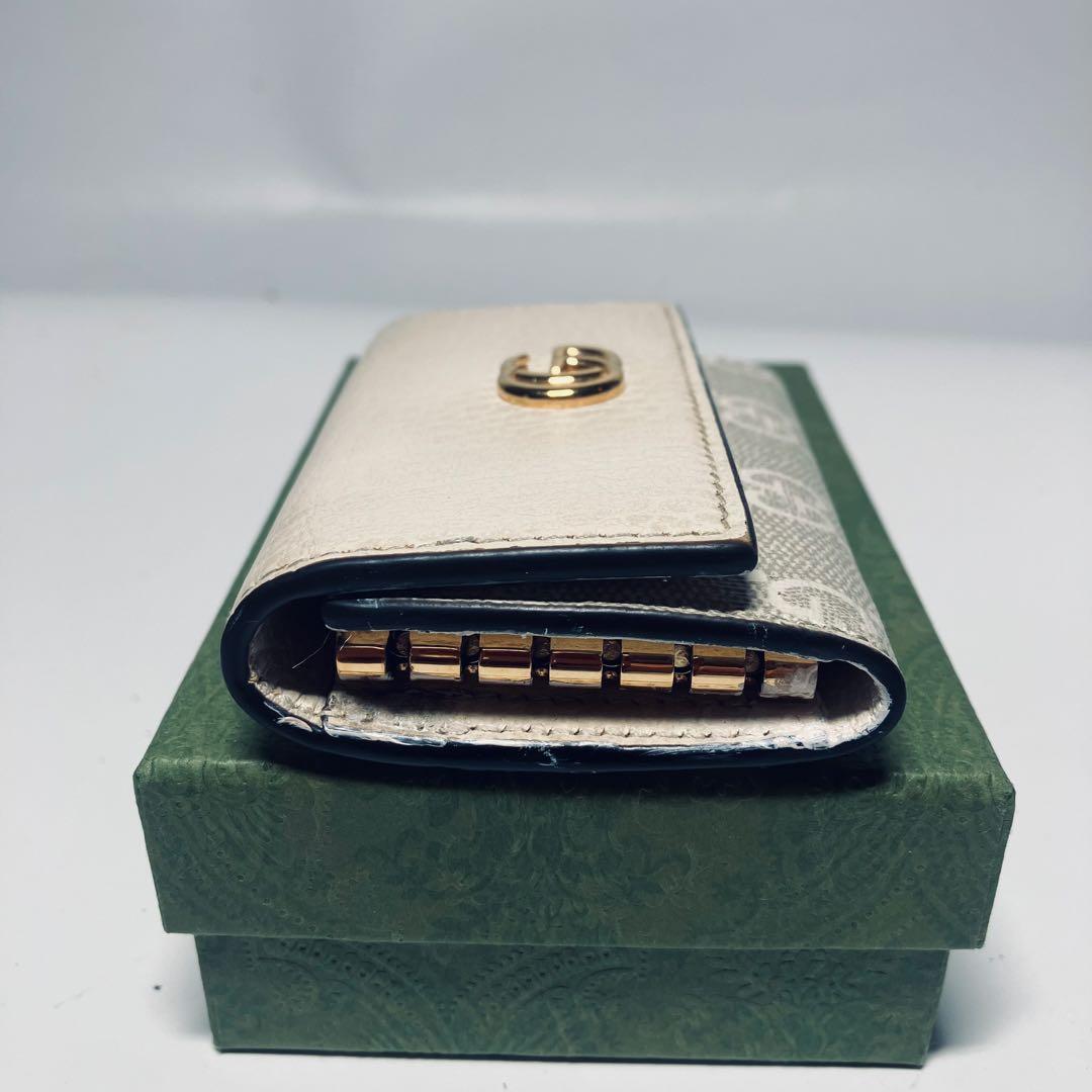 美品　グッチGGマーモント ベージュ　6連キーケース