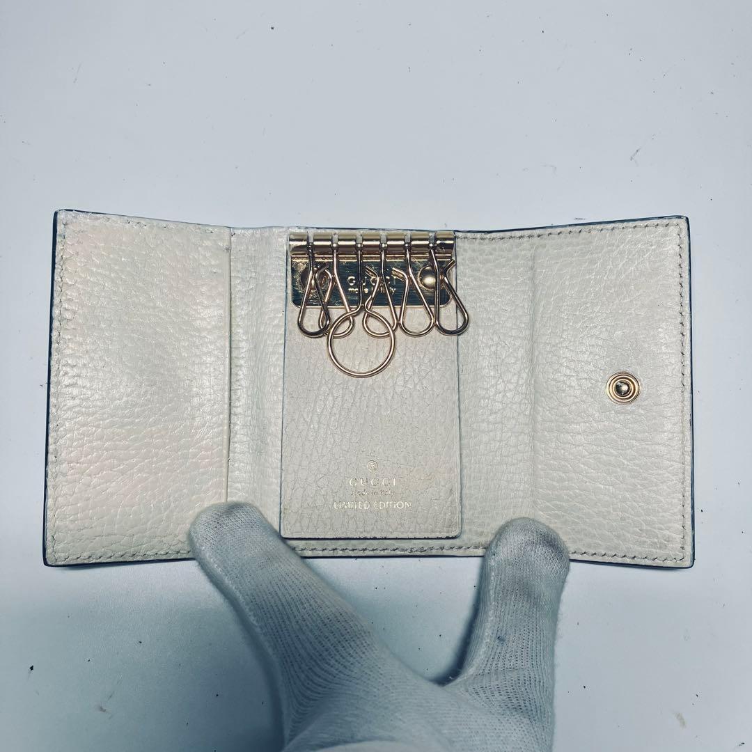 美品　グッチGGマーモント ベージュ　6連キーケース