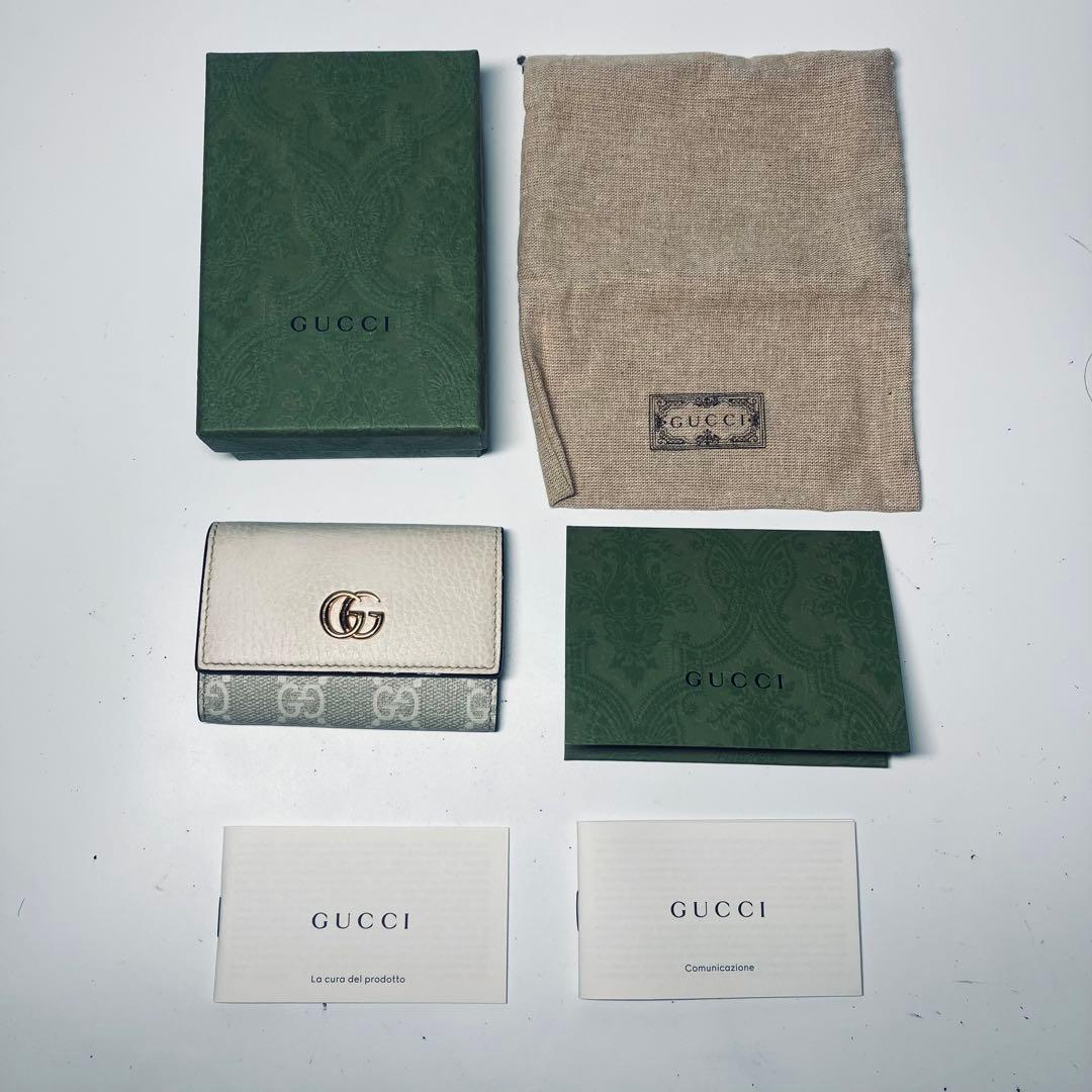 美品　グッチGGマーモント ベージュ　6連キーケース