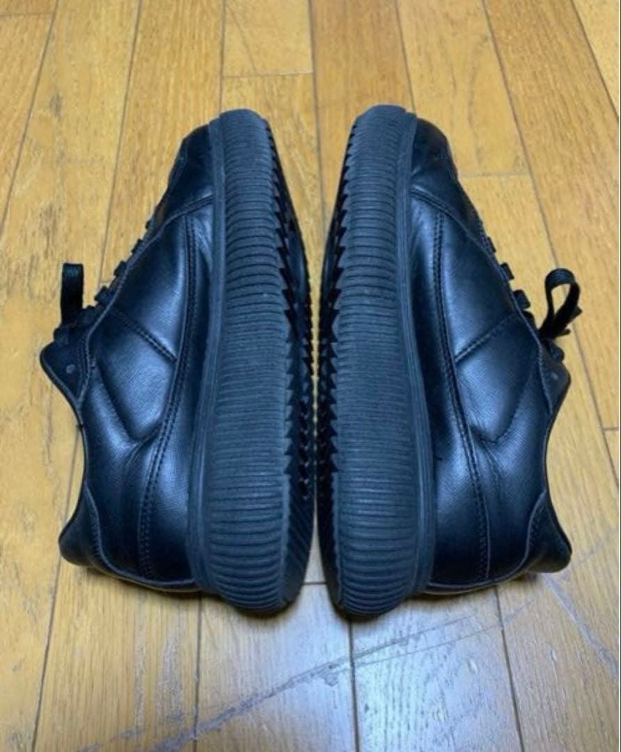 10時まで限定価格　オニツカタイガー　デレシティ　 オールブラック　スニーカー