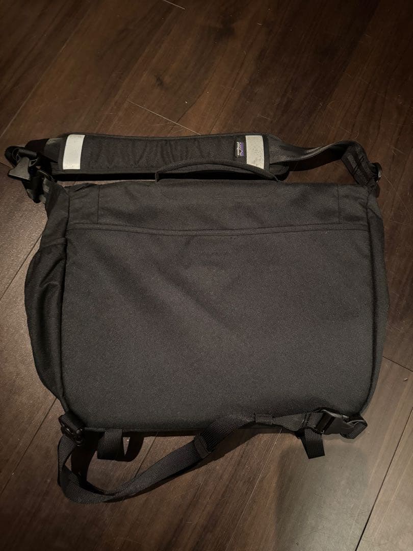 パタゴニア メッセンジャーバッグ