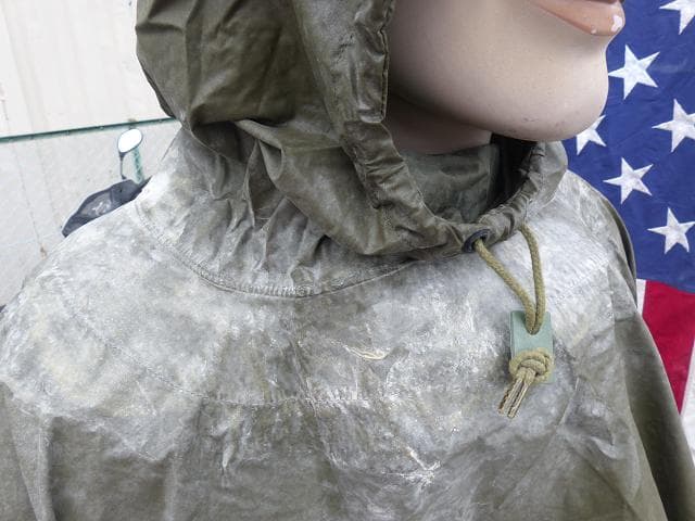 レア！ 1984” 米軍実物 OD ポンチョ リップストップ　 No39