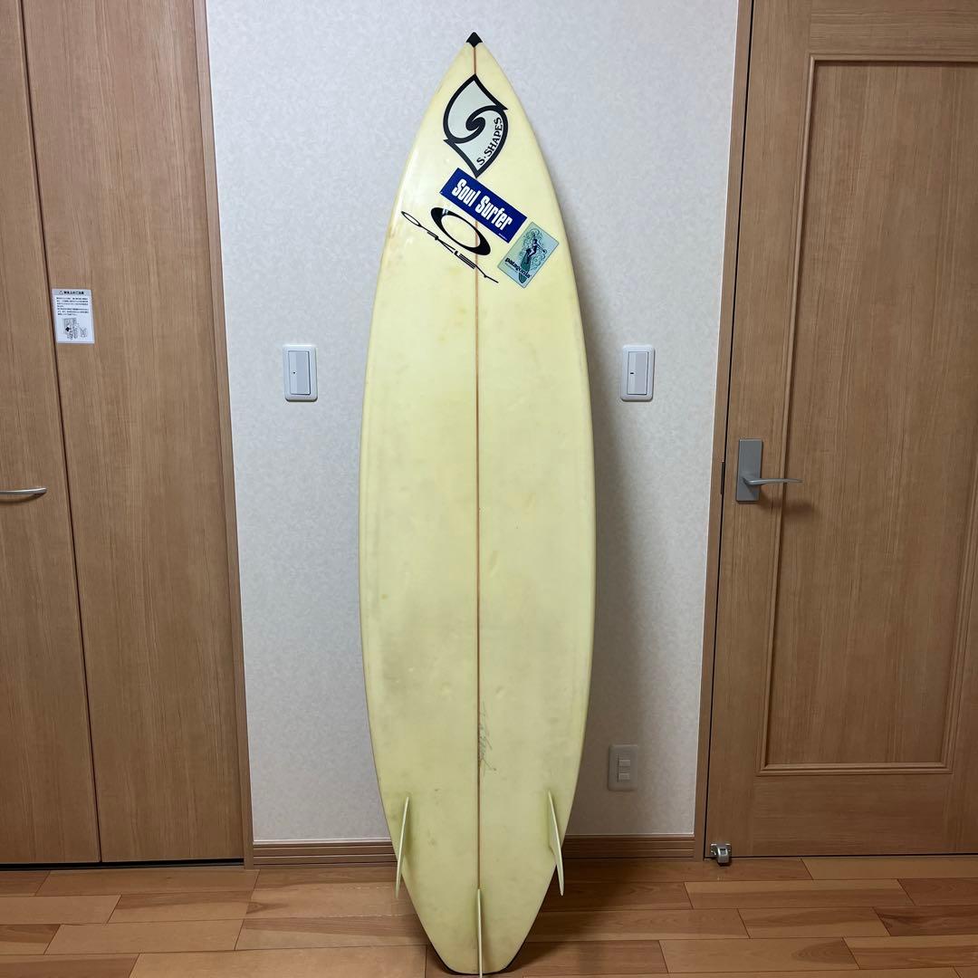 サーフボード　S・SHAPES ショート　ハードケース付き