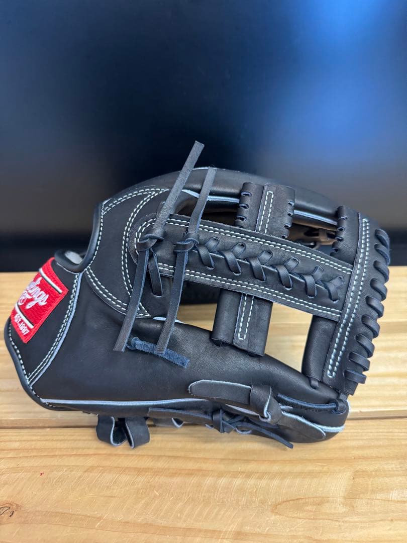 超美品！ローリングス 軟式用グローブ 内野手用 定価30,800円税込