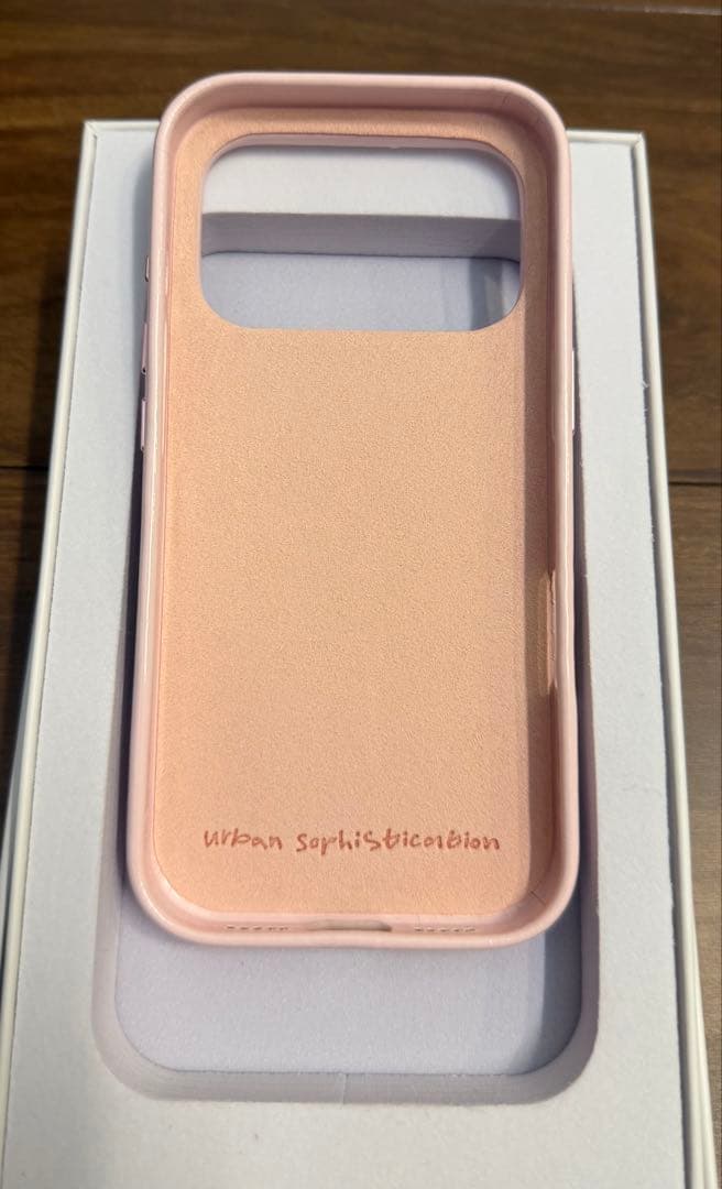 urban sophistication ピンク iPhone17 proケース