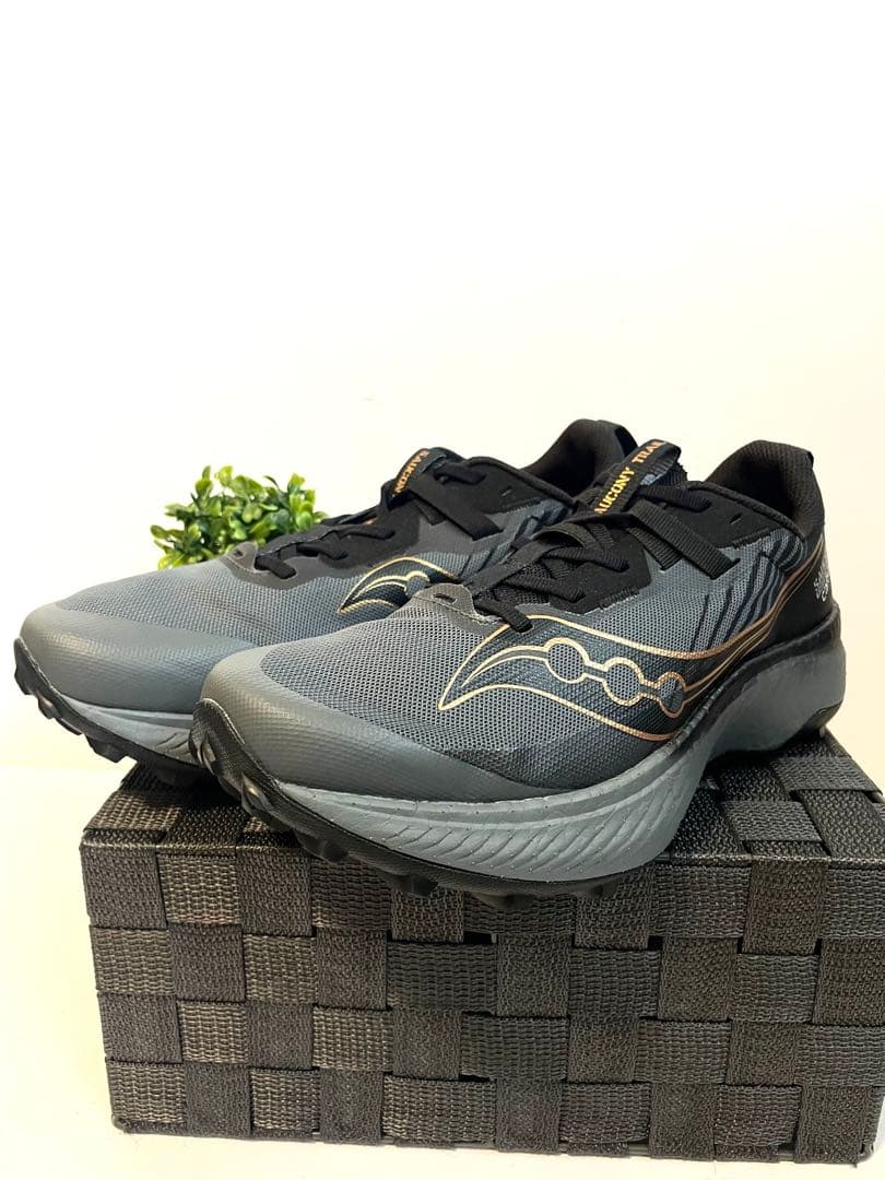 ユキチSAUCONY◾️エンドルフィン エッジ ◾️ランニング◾️グレイ◾️27