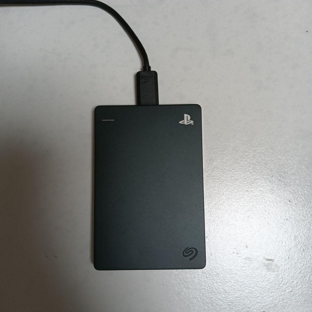 PlayStation専用外付けハードドライブPS4拡張ストレージ２TBです。