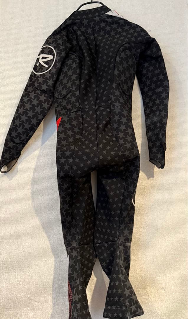 アルペンスキーワンピースROSSIGNOL スキースーツ 星柄 黒