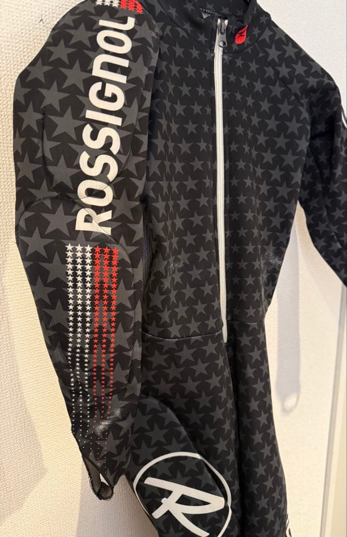 アルペンスキーワンピースROSSIGNOL スキースーツ 星柄 黒