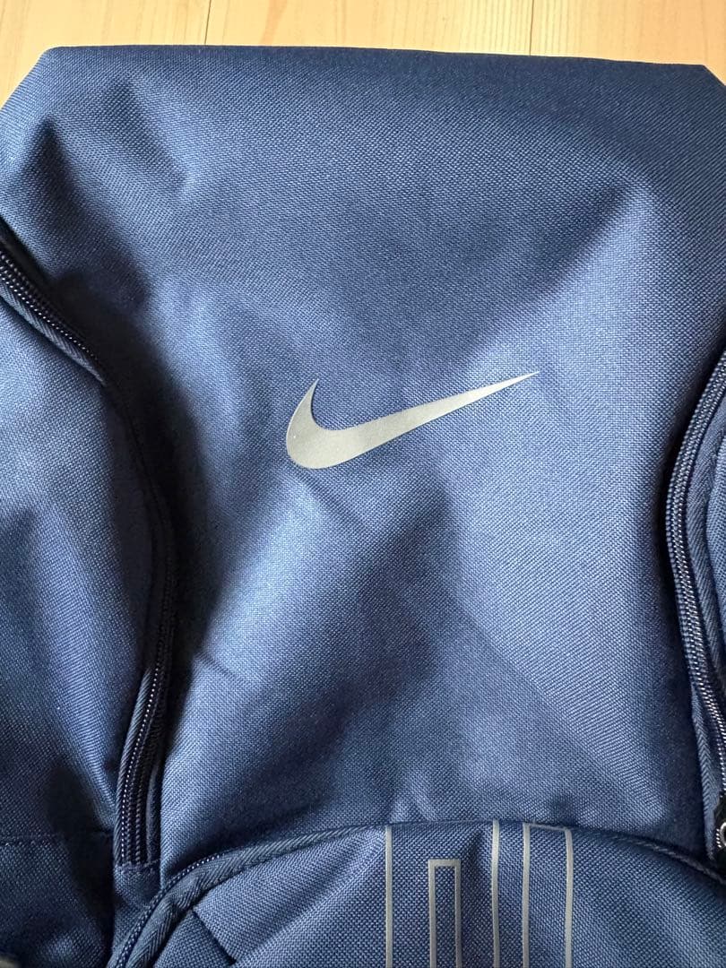 ミッドナイトネイビー　ナイキ ヴァシティ エリート バックパック（32L）