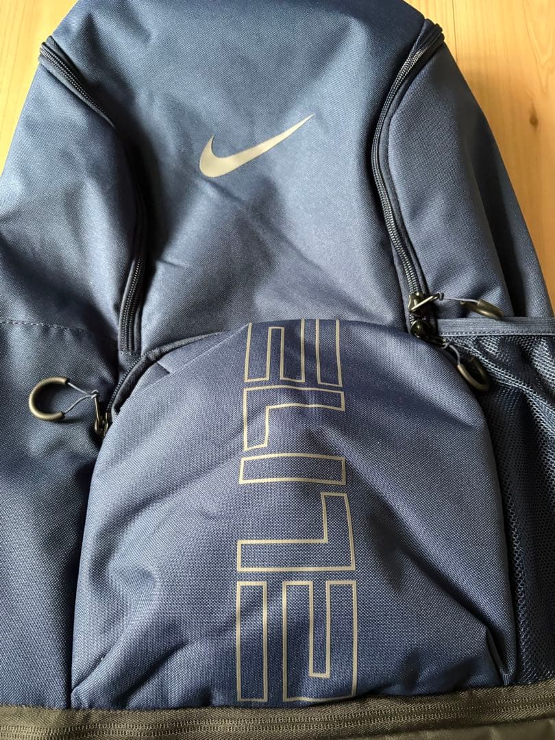 ミッドナイトネイビー　ナイキ ヴァシティ エリート バックパック（32L）