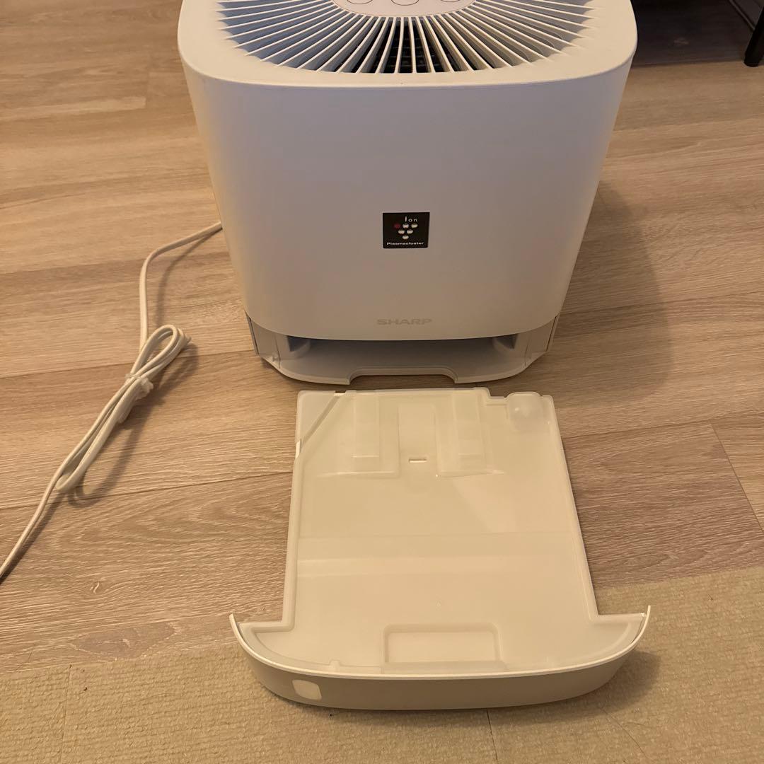 SHARP 2024年製コンパクト除湿機　CV-P60