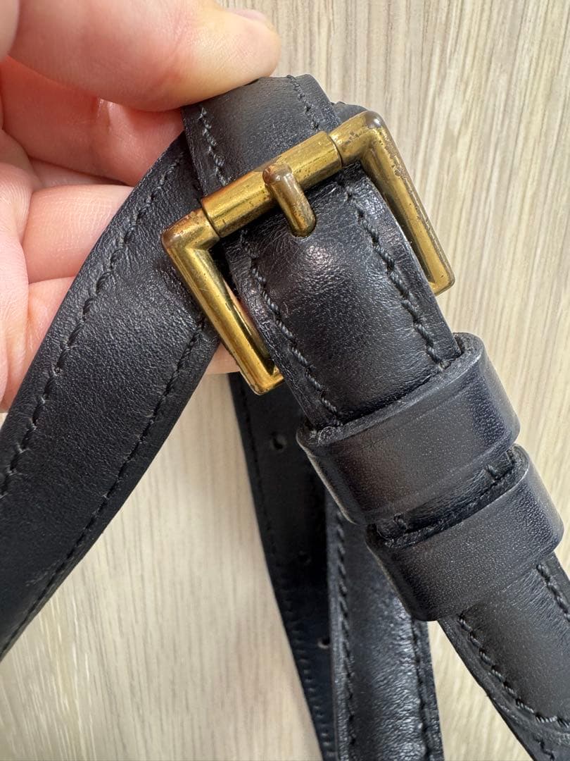 ルイ・ヴィトン　LOUIS・VUITTON サンクルー　エピレザー　ブラック