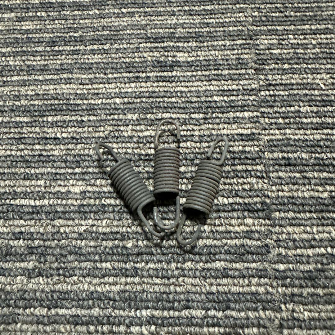 ハイエース　Essess イエローブレーキキャリパーカバー