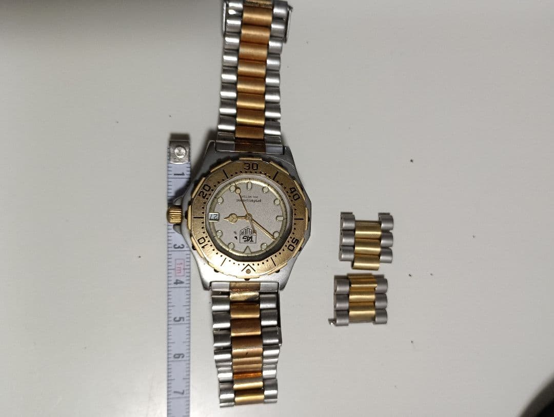 TAG Heuerプロフェッショナルクォーツ腕時計コンビ　サイズユニセックス