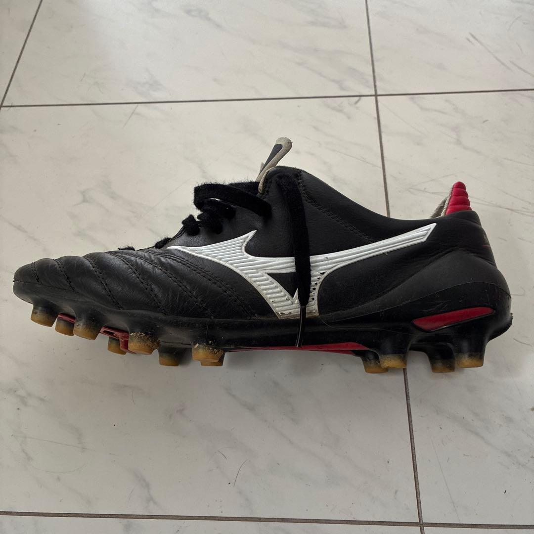 Mizuno Morelia サッカーシューズ ブラック/レッド