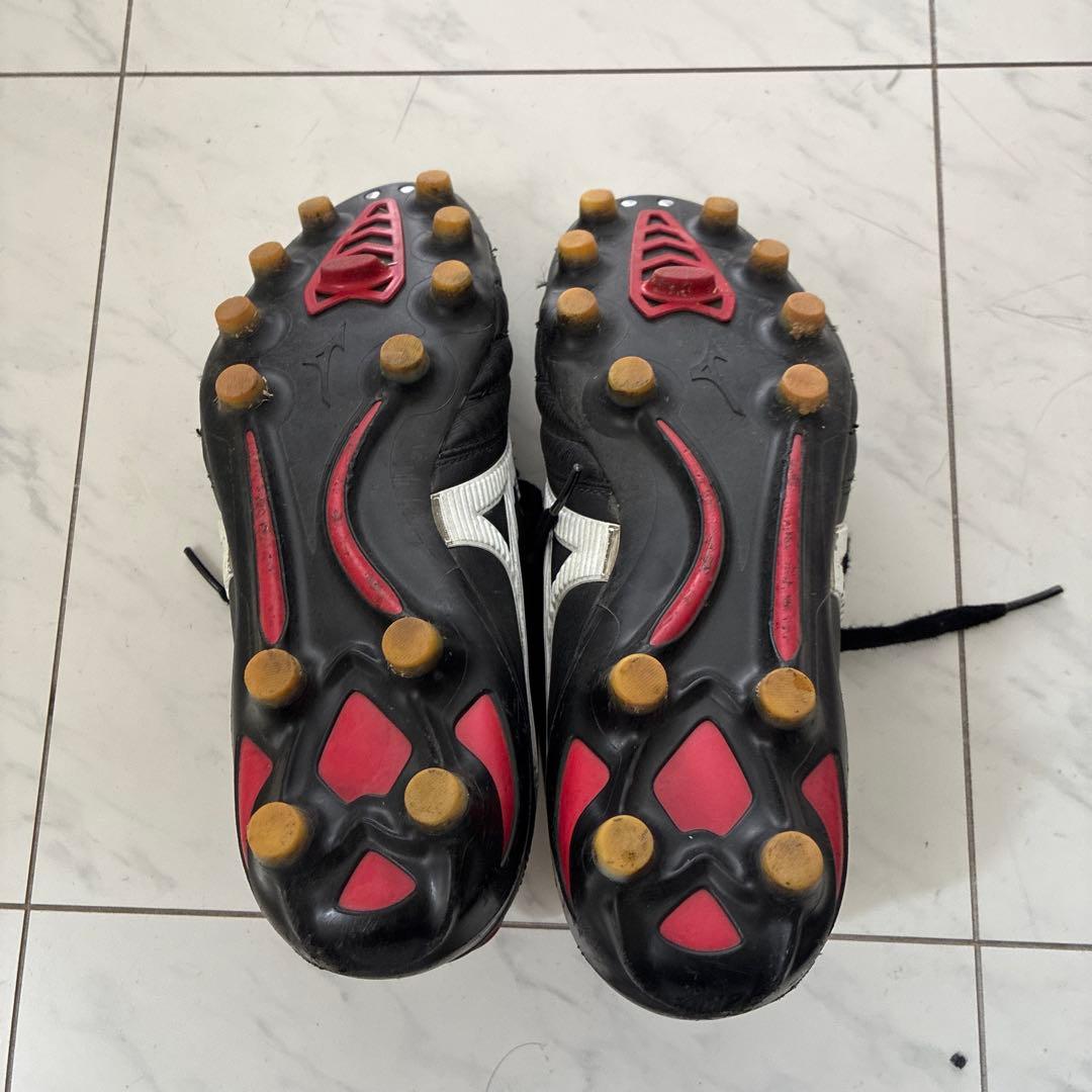 Mizuno Morelia サッカーシューズ ブラック/レッド
