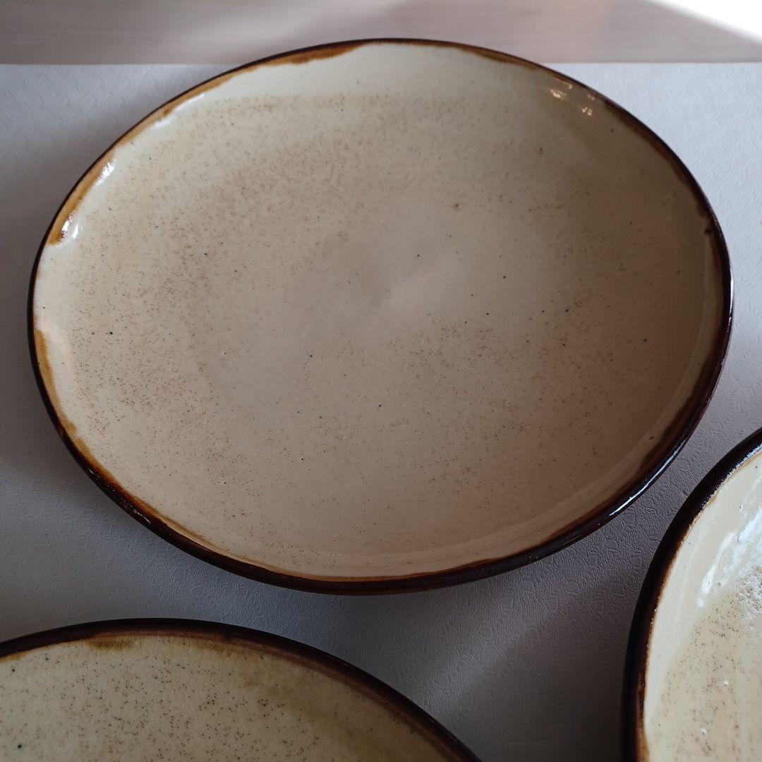 人気陶芸作家　柴田雅章さん作　スリップウェア　丸皿