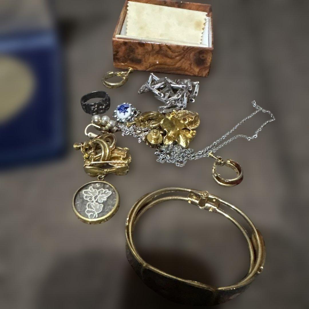 遺品整理品　　雑貨まとめ