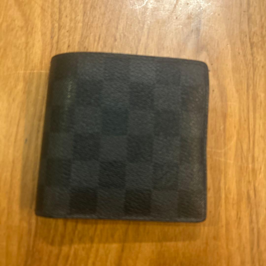 Louis Vuitton ルイヴィトン二つ折り財布 ブラック