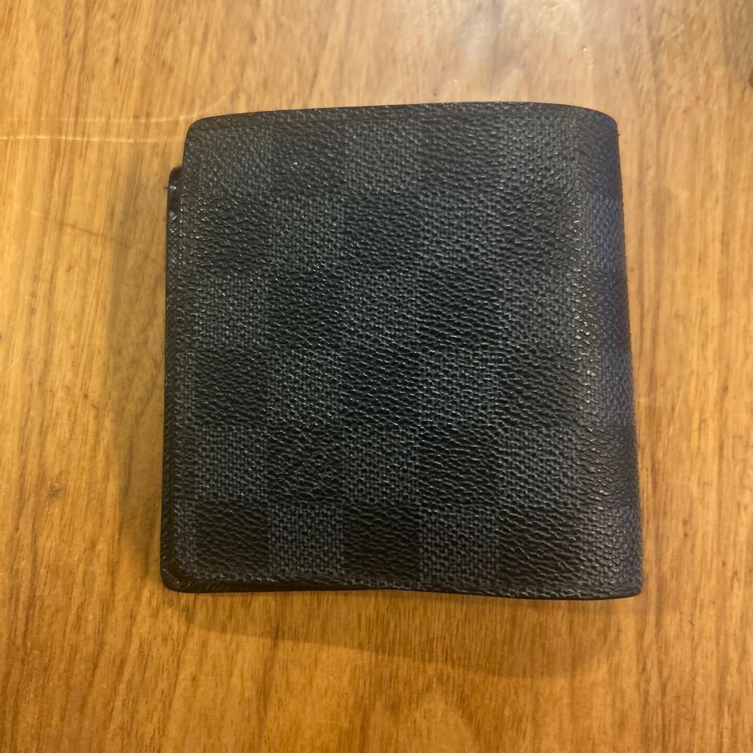 Louis Vuitton ルイヴィトン二つ折り財布 ブラック