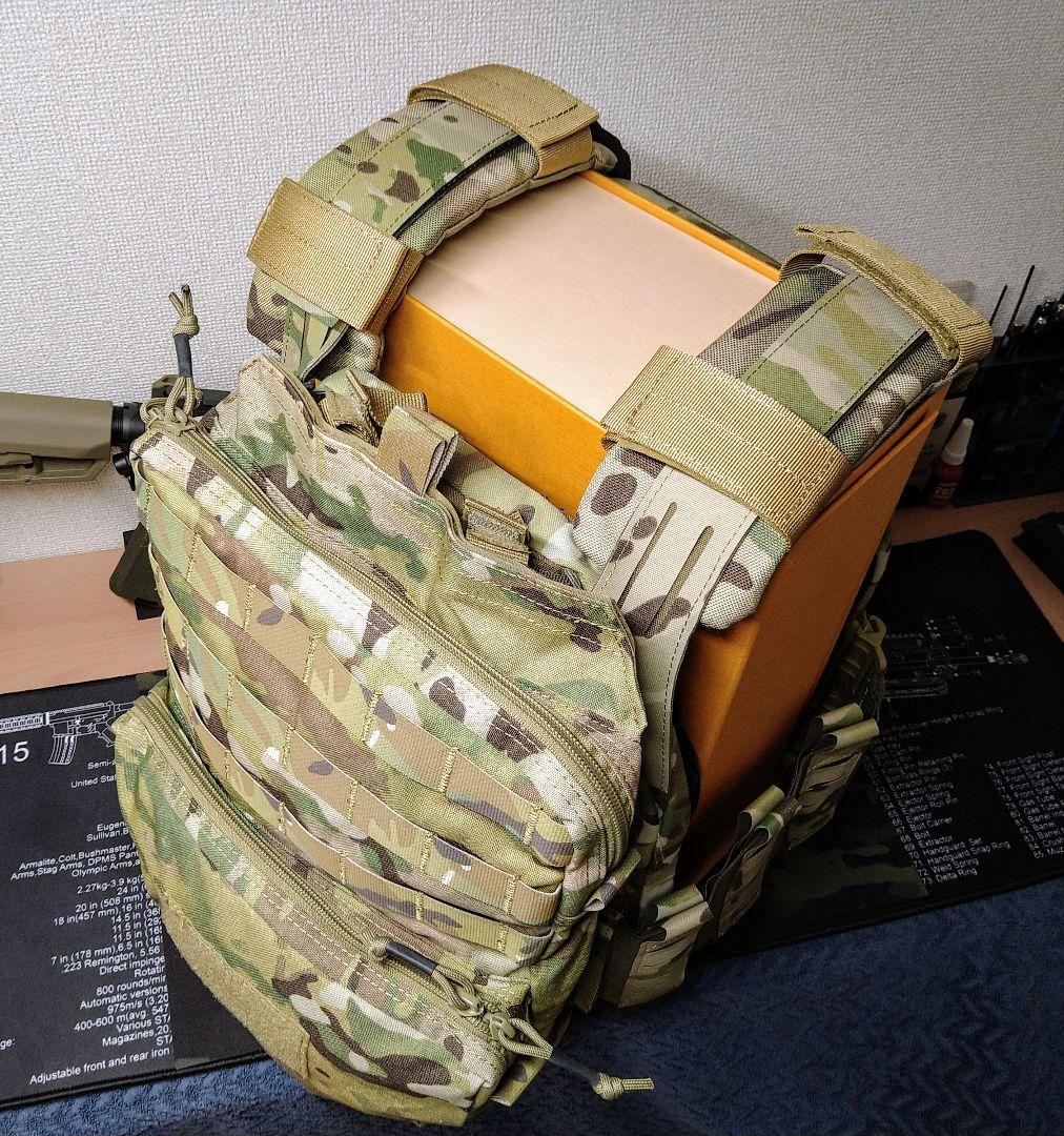 【UNIVERSAL ARMOR】未使用品プレートキャリア＋カスタム