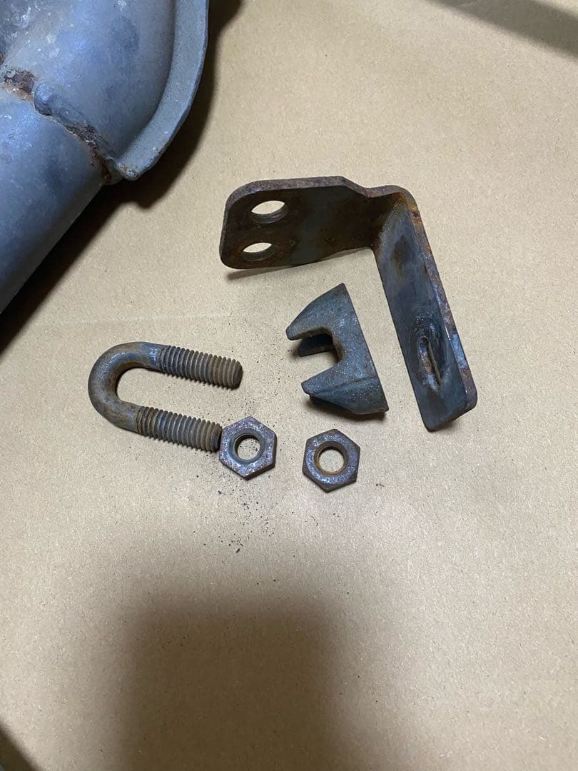 エッセ　マフラー　HKSリアピース