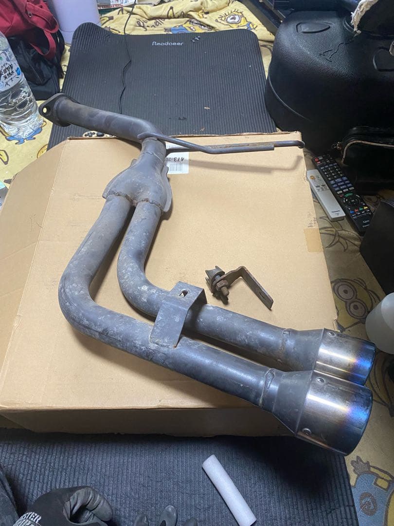 エッセ　マフラー　HKSリアピース